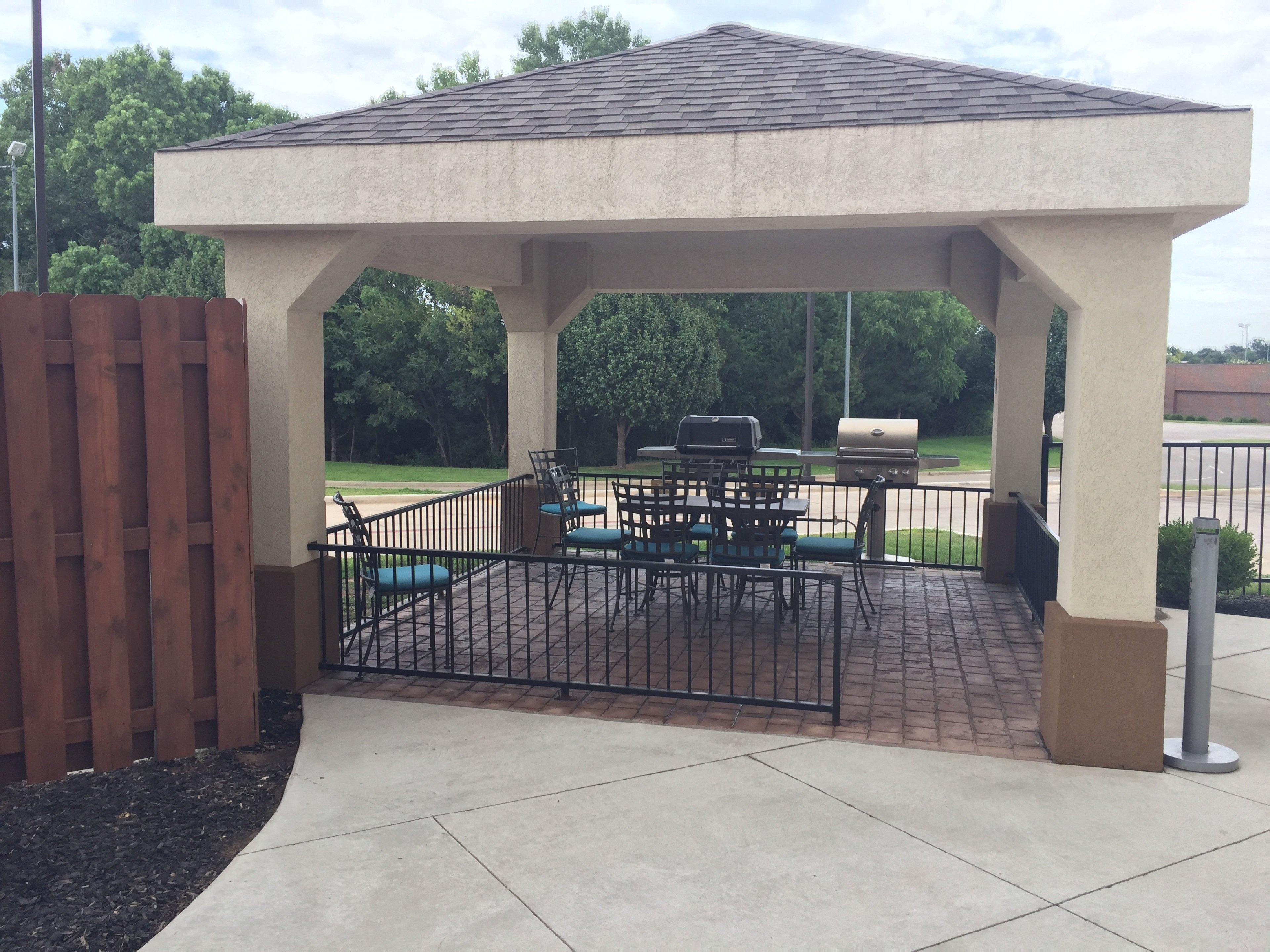 Candlewood Suites Woodward By Ihg Εξωτερικό φωτογραφία